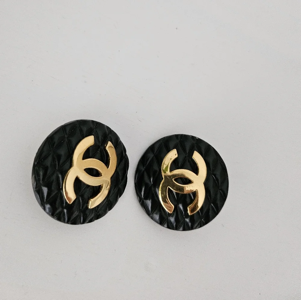 Chanel Quilted Coco vintage earrings